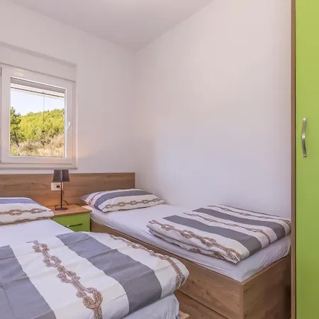 Apartment Andela 1