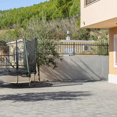 Andela 1 Apartment